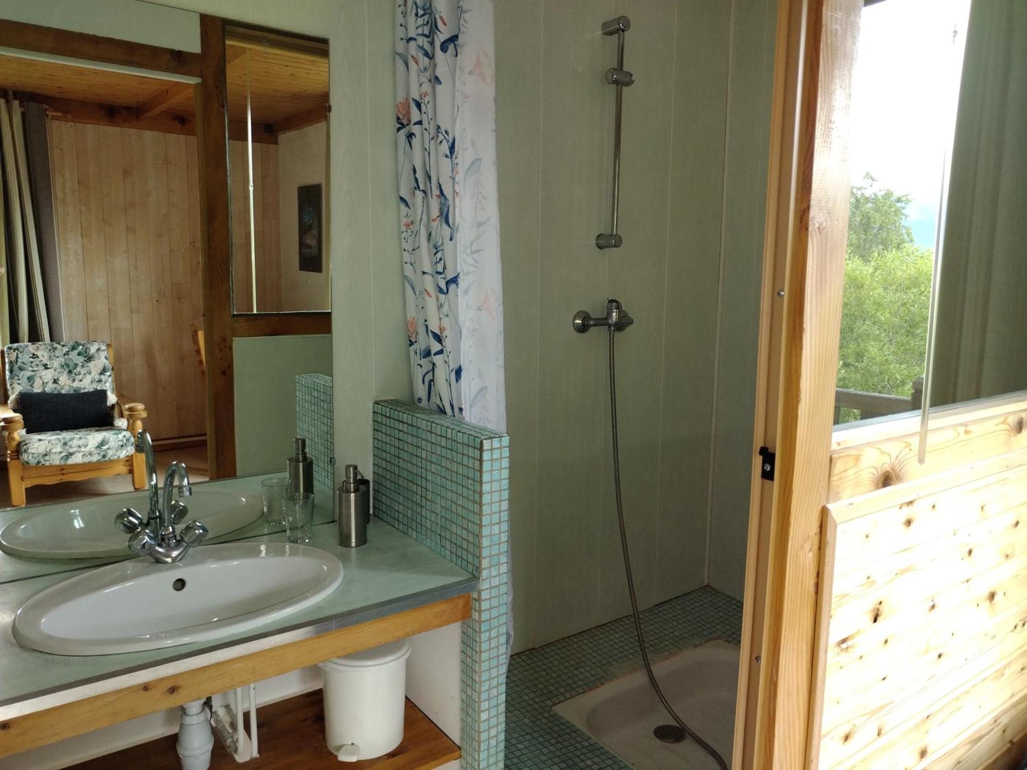 Bed and Breakfast Le Vieux Chalet Embrun Exteriér fotografie