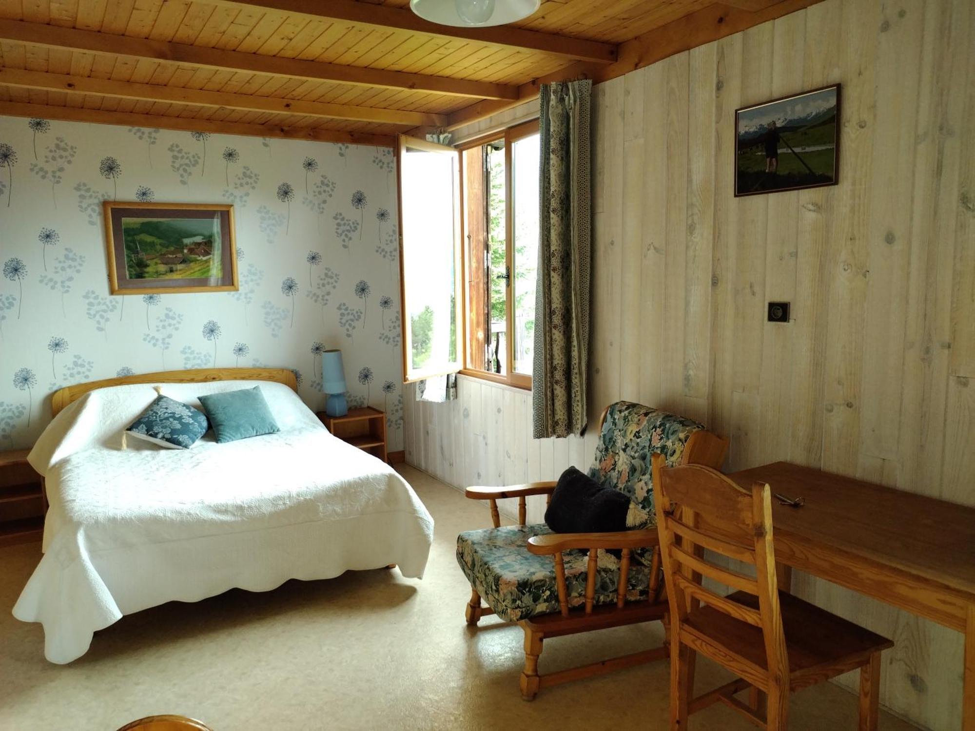 Bed and Breakfast Le Vieux Chalet Embrun Exteriér fotografie